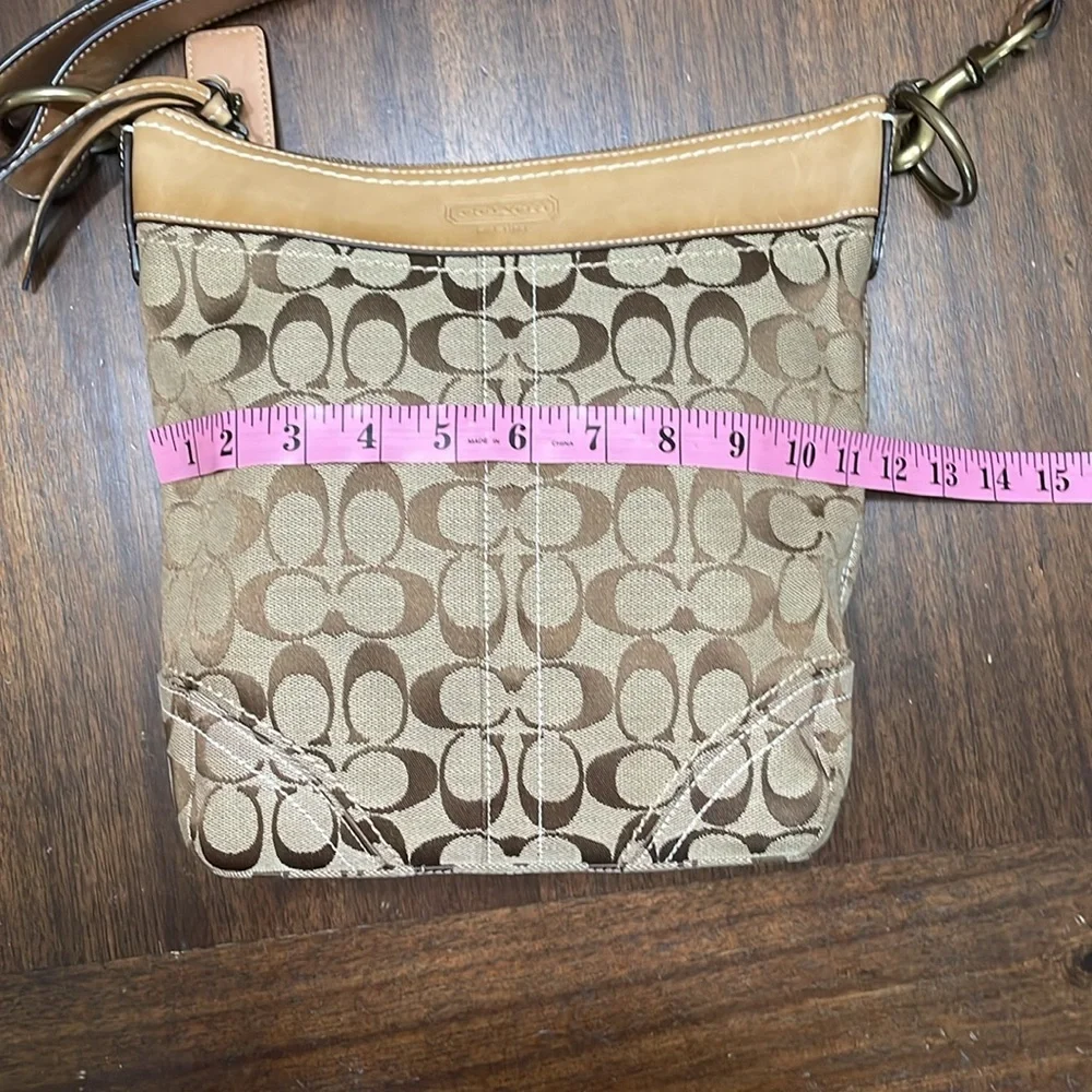Coach Signature Brown Shoulder Bag